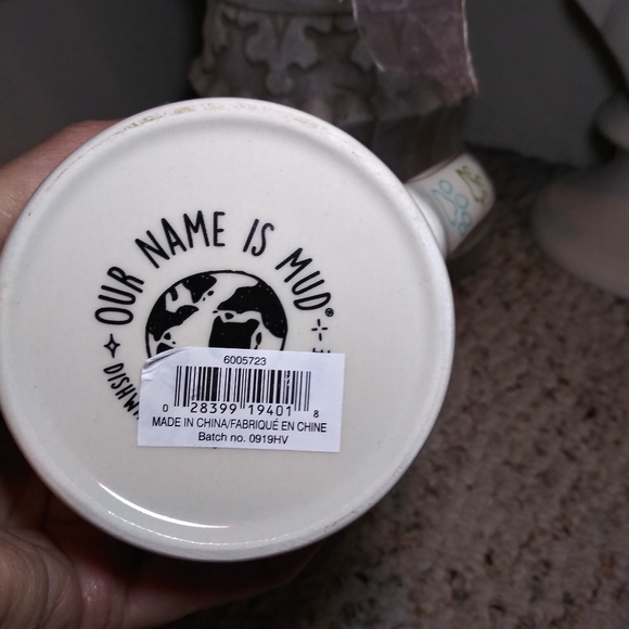 "Dog Hair Don't Care" & "Never Leave Home Without It" Paw Print Coffee Mug - Picture 6 of 7